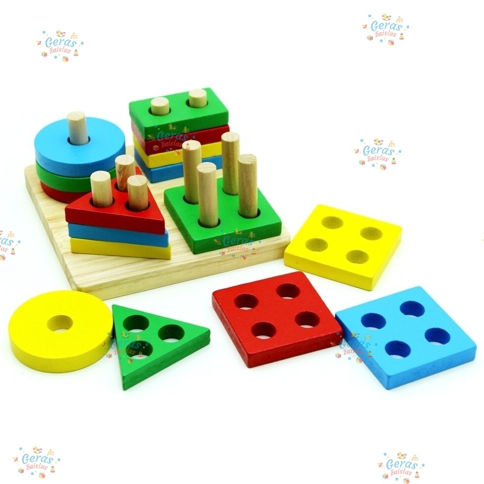 Medinių piramidžių rinkinys 4 in1