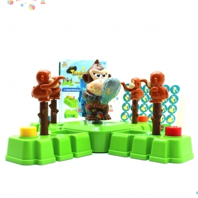 Stalo žaidimas su beždžionėmis