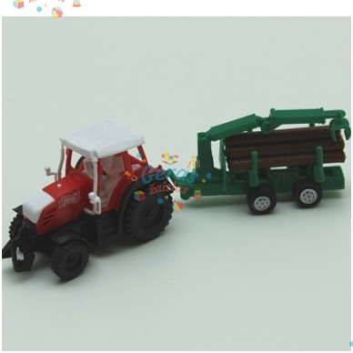 Traktorius su Priekaba 2